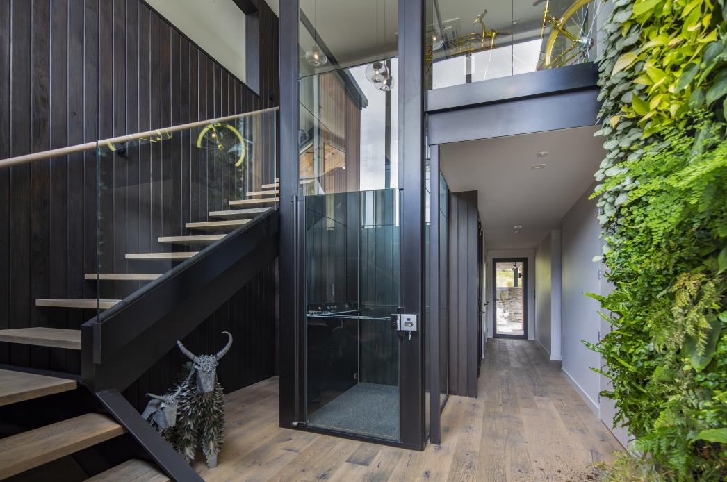 22 Falconer Rise 005